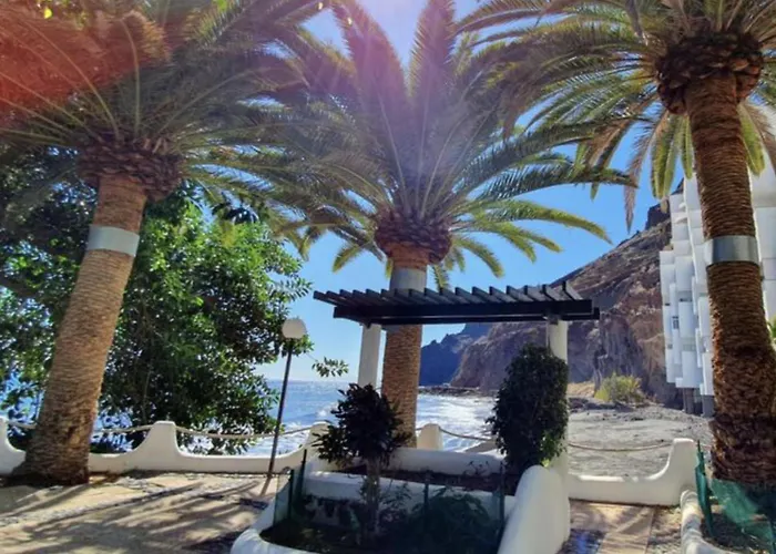 Ocean Front Playa Chica * 圣克鲁斯-德特内里费