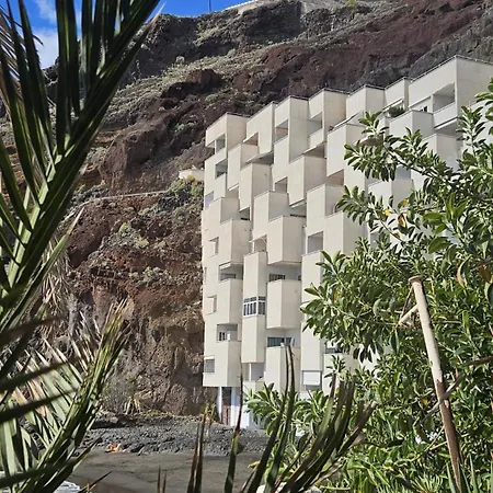 Ocean Front Playa Chica Apartament