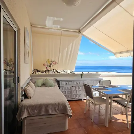Ocean Front Playa Chica * サンタクルスデテネリフェ